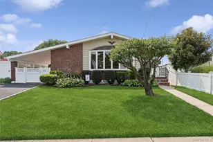 114 Miller Rd, Hicksville, NY 11801 - Photo 2