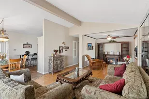 114 Miller Rd, Hicksville, NY 11801 - Photo 8