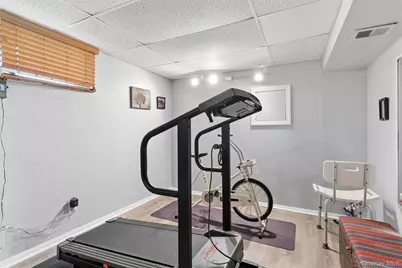 114 Miller Road, Hicksville, NY 11801 - Photo 28
