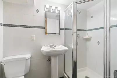 114 Miller Road, Hicksville, NY 11801 - Photo 30