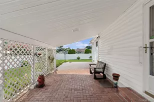 114 Miller Rd, Hicksville, NY 11801 - Photo 6