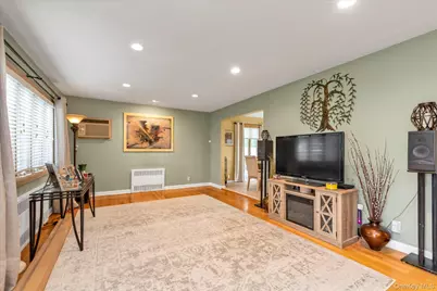 2631 Fox Road, Baldwin, NY 11510 - Photo 4