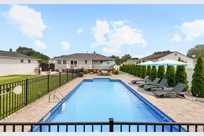 46 Andrea Lane, West Sayville, NY 11796 - Photo 8