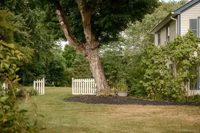 2327 Salt Point Turnpike, Clinton Corners, NY 12514 - Photo 38