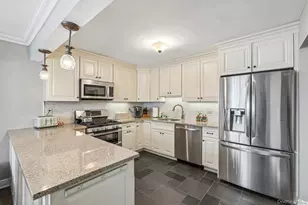 239 Parkside Dr, Suffern, NY 10901 - Photo 10