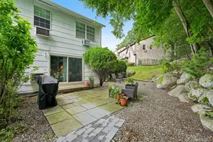239 Parkside Dr, Suffern, NY 10901 - Photo 26