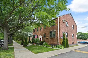 137-29 81st St, Howard Beach, NY 11414 - Photo 22