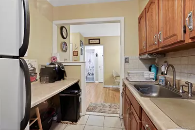 13729 81st Street, Howard Beach, NY 11414 - Photo 6