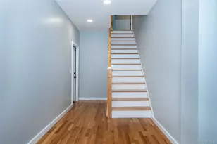 118 Pershing Ave, New Rochelle, NY 10801 - Photo 14