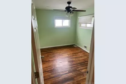 [Address not provided], Amityville, NY 11701 - Photo 2