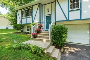 24 S Gate Dr, Poughkeepsie, NY 12601 - Photo 2