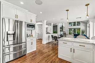 37 Soundview Dr, Shoreham, NY 11786 - Photo 14