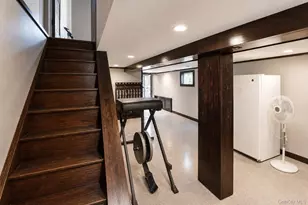27 Avondale St, Valley Stream, NY 11581 - Photo 20