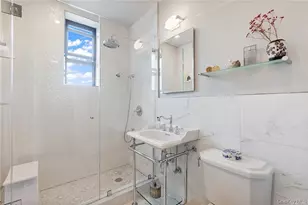 84-51 Beverly Rd, Kew Gardens, NY 11415 - Photo 20