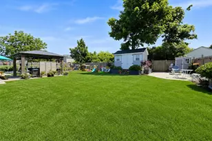 8 Harrison St, Patchogue, NY 11772 - Photo 12