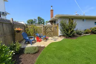8 Harrison St, Patchogue, NY 11772 - Photo 14
