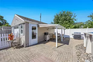 42 Crescent St, Hicksville, NY 11801 - Photo 30