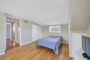 42 Crescent St, Hicksville, NY 11801 - Photo 14