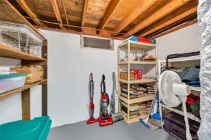 42 Crescent St, Hicksville, NY 11801 - Photo 24