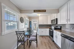 42 Crescent St, Hicksville, NY 11801 - Photo 4