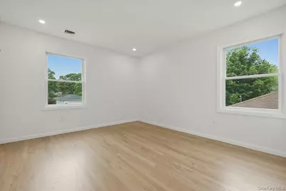 616 Harless Place, West Hempstead, NY 11552 - Photo 22