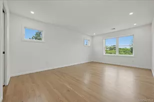 616 Harless Pl, West Hempstead, NY 11552 - Photo 18