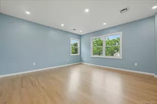 616 Harless Pl, West Hempstead, NY 11552 - Photo 12
