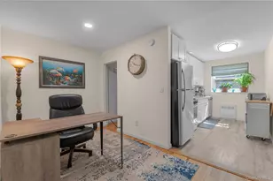 32 Pearsall Ave, Glen Cove, NY 11542 - Photo 12