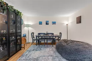 32 Pearsall Ave, Glen Cove, NY 11542 - Photo 10
