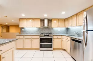 160-31 9th Ave, Whitestone, NY 11357 - Photo 38