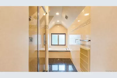 160-31 9th Avenue, Whitestone, NY 11357 - Photo 30