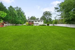 12 Little Brook Ln, New City, NY 10956 - Photo 2