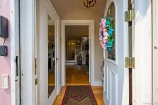 270 Bedell Terrace, West Hempstead, NY 11552 - Photo 4
