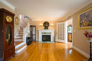 270 Bedell Terrace, West Hempstead, NY 11552 - Photo 8