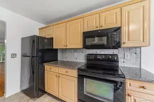 101 Eagle Bay Dr, Ossining, NY 10562 - Photo 10