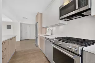 107-40 Queens Blvd, Forest Hills, NY 11375 - Photo 18