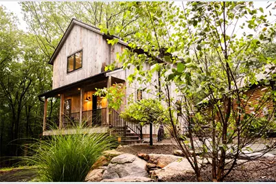 51 Doe View Lane, Pound Ridge, NY 10576 - Photo 1