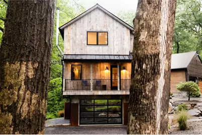 51 Doe View Lane, Pound Ridge, NY 10576 - Photo 2