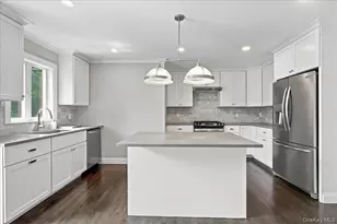 1219 Henry Ave, Mamaroneck, NY 10543 - Photo 8