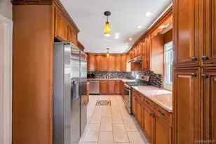 87-26 249th St, Bellerose, NY 11426 - Photo 4