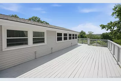 946 Barberry Road, Yorktown Heights, NY 10598 - Photo 14