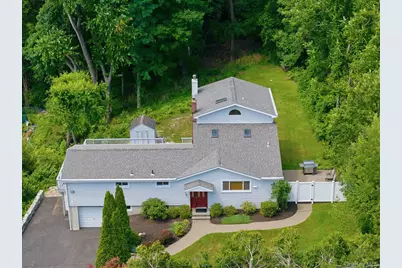 946 Barberry Road, Yorktown Heights, NY 10598 - Photo 2