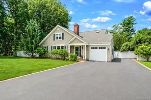 4 Davidia Ln, Stony Brook, NY 11790 - Photo 2