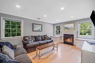 4 Davidia Ln, Stony Brook, NY 11790 - Photo 16