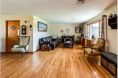 394 Smith Road, Hyde Park, NY 12538 - Photo 12