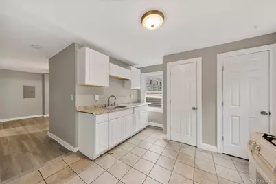 68 Catharine Street #Unit 2, Poughkeepsie, NY 12601 - Photo 10
