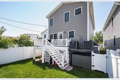 28 Sagamore Road, Island Park, NY 11558 - Photo 4