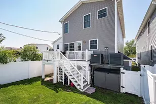 28 Sagamore Rd, Island Park, NY 11558 - Photo 4