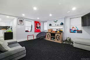 58 Summit St, Oyster Bay, NY 11771 - Photo 24