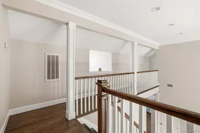 34 Meadow Lane, Amityville, NY 11701 - Photo 24